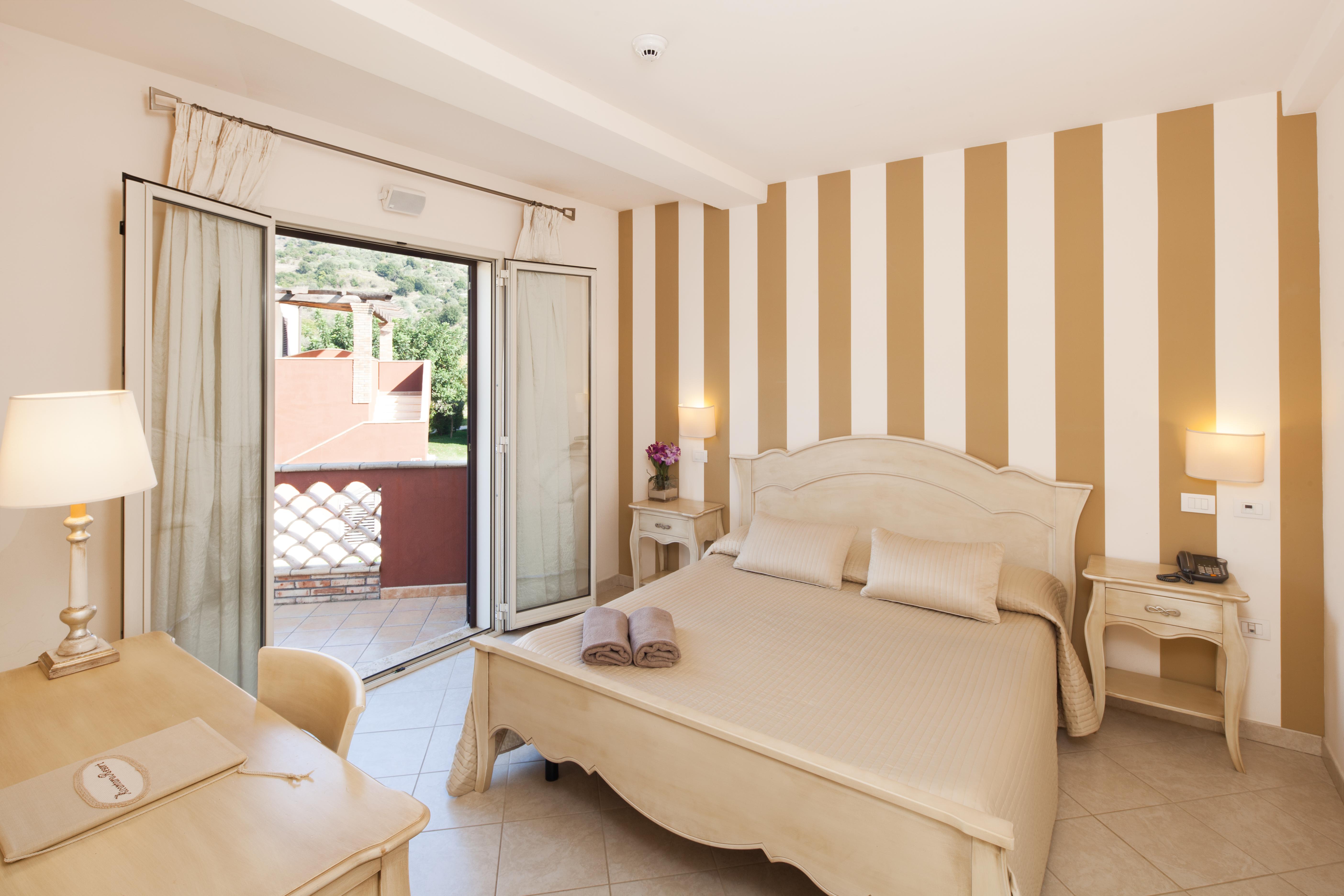 Alcantara Resort Di Charme Adults Only Gaggi Kültér fotó