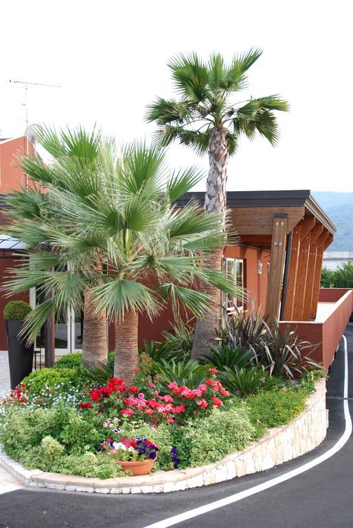 Alcantara Resort Di Charme Adults Only Gaggi Kültér fotó