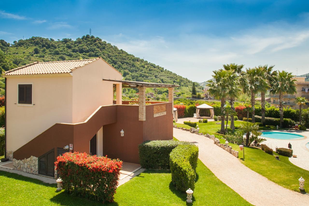 Alcantara Resort Di Charme Adults Only Gaggi Kültér fotó