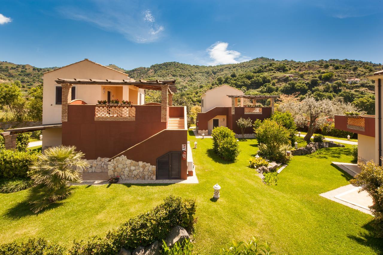 Alcantara Resort Di Charme Adults Only Gaggi Kültér fotó