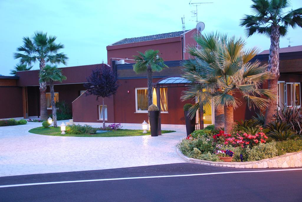 Alcantara Resort Di Charme Adults Only Gaggi Kültér fotó
